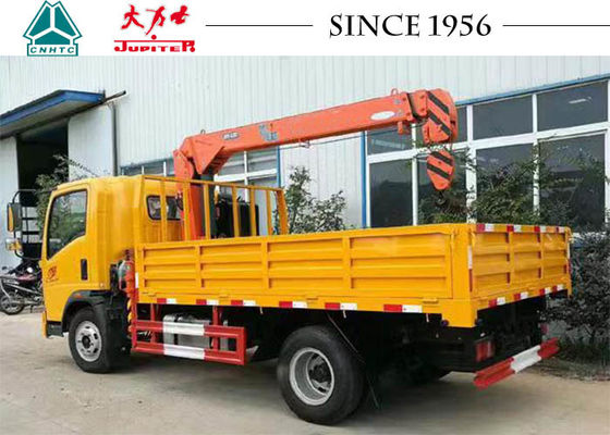 EURO 3 Emission 4x2 SINOTRUK HOWO Cargo Truck With 4 Tonner Crane Machine